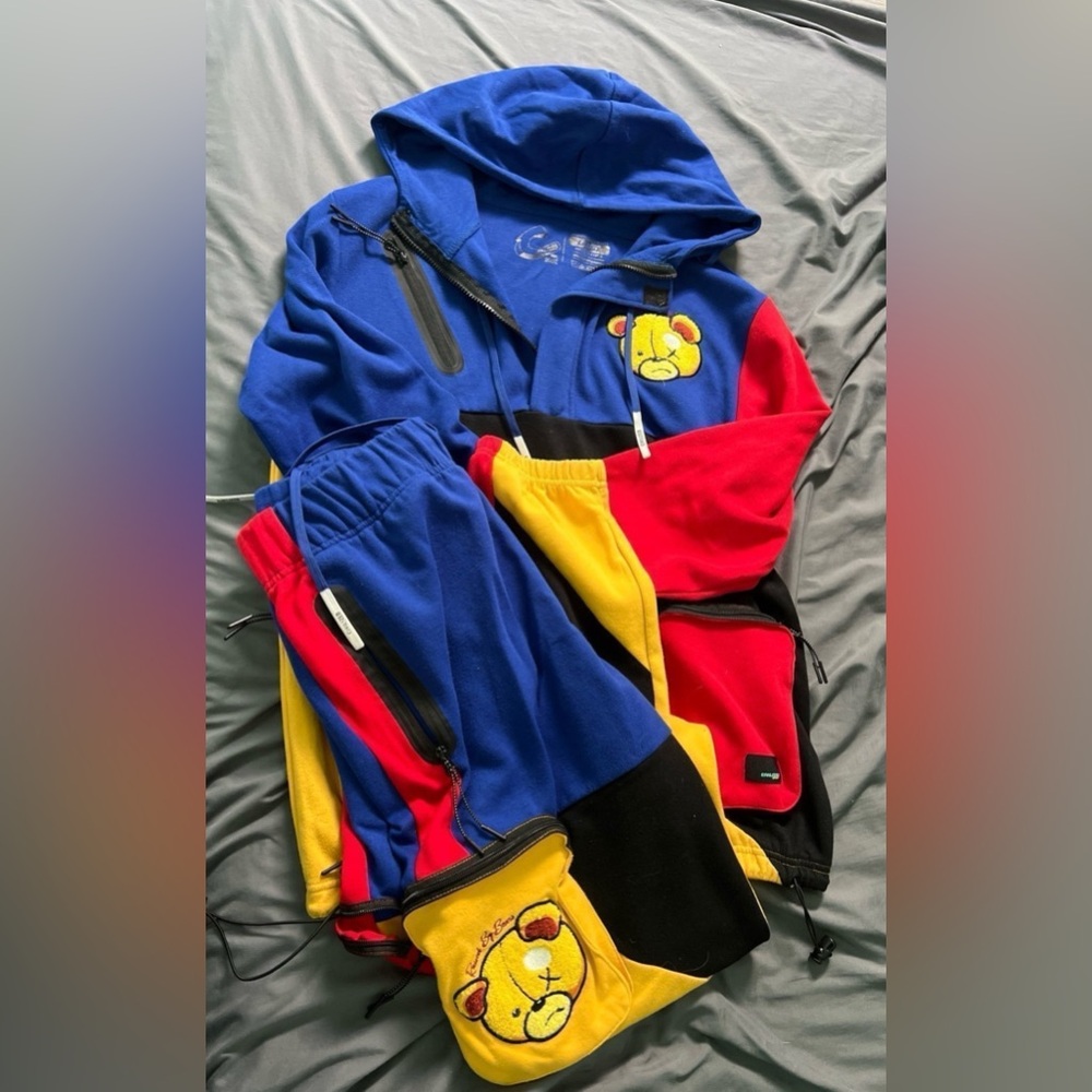 Men’s civilized sweatsuit size large